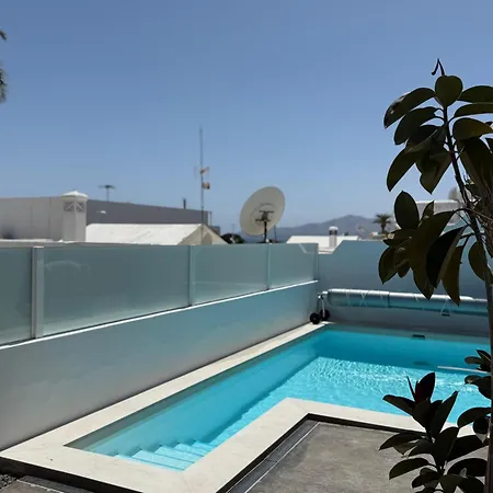 Tina Villa Puerto del Carmen (Lanzarote)